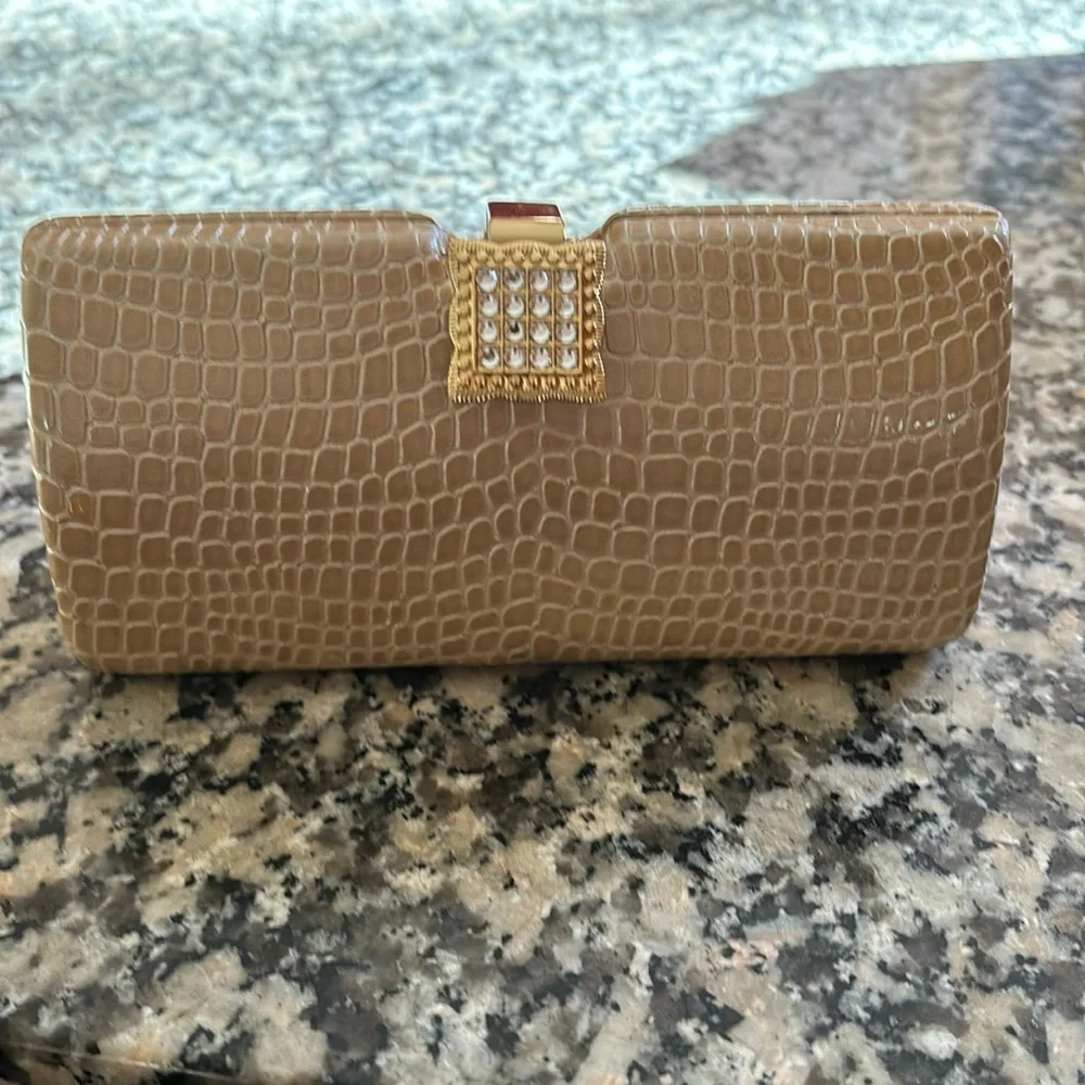 Hard shell Evening Bag Gold Alligator pattern rhizome clasp
